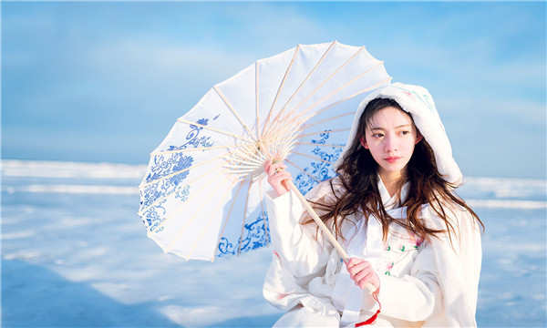 湖口试管代怀生子多少钱一个？助孕之路的费用分析与方案选择